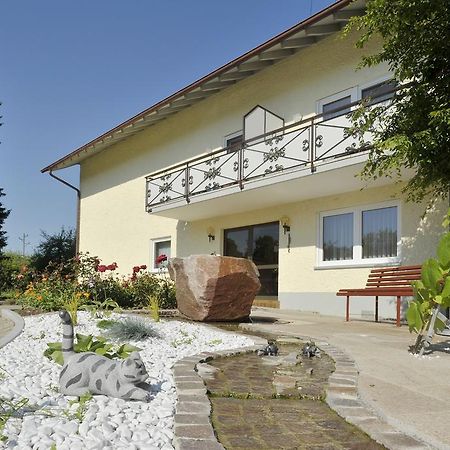 Pension Fohrenberg Ewattingen エクステリア 写真