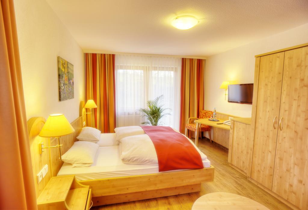 Pension Fohrenberg Ewattingen 部屋 写真