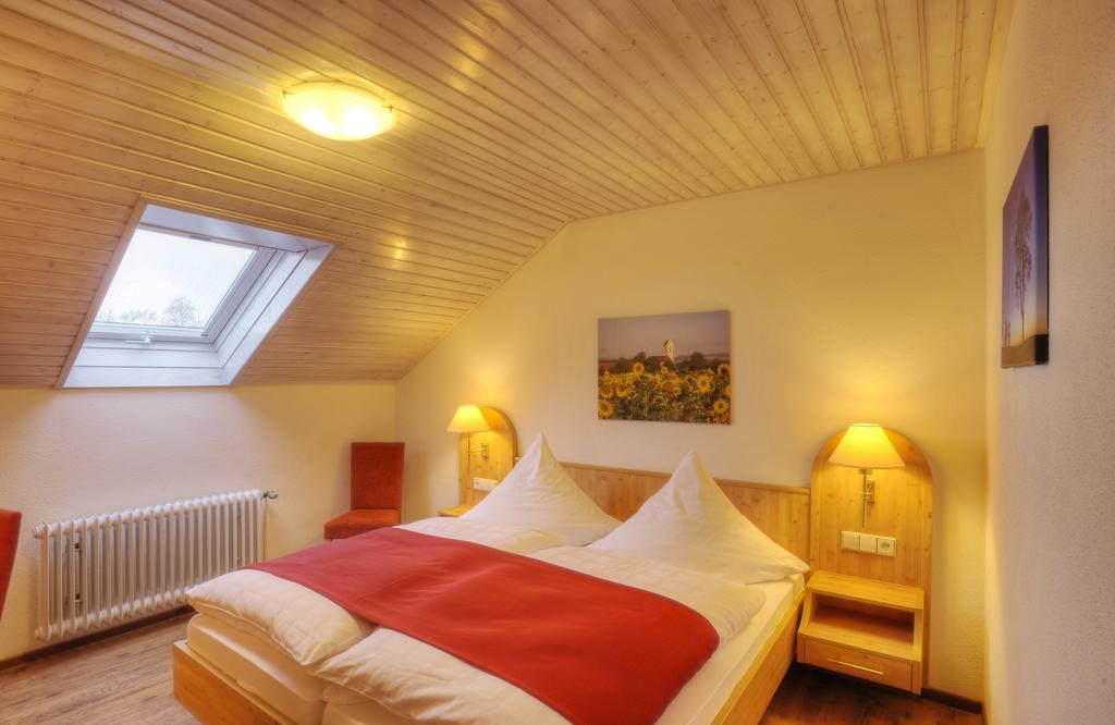 Pension Fohrenberg Ewattingen 部屋 写真